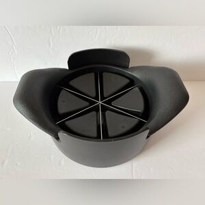 The Pampered Chef Wedger for Veggies Fruits etc